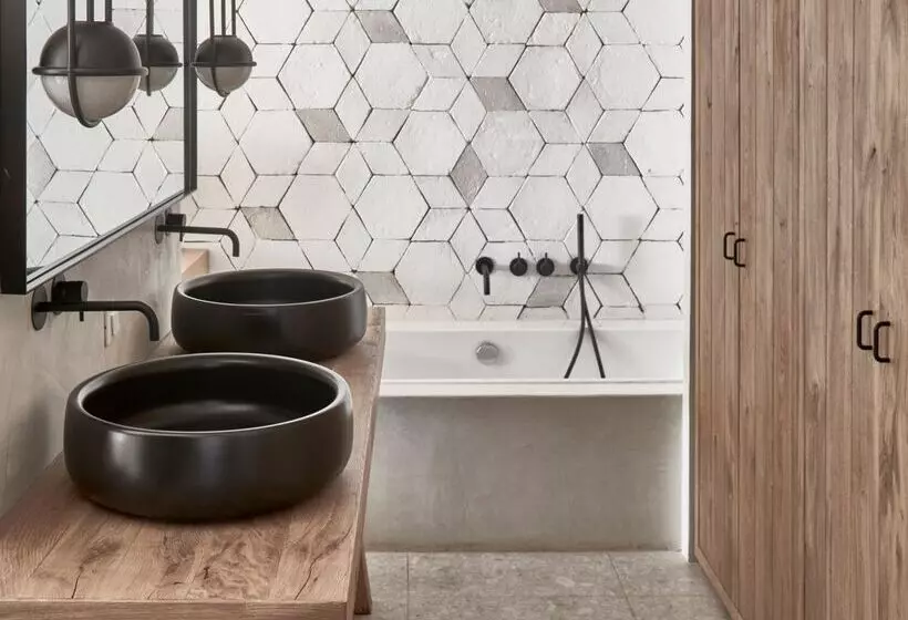 سوییت لوکس, Phāea Cretan Malia, A Member Of Design Hotels
