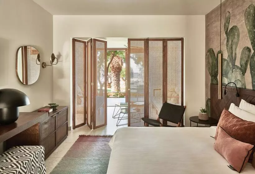 سوییت جونیور, Phāea Cretan Malia, A Member Of Design Hotels