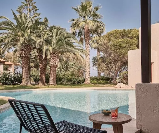 بانگلوی استاندارد, Phāea Cretan Malia, A Member Of Design Hotels