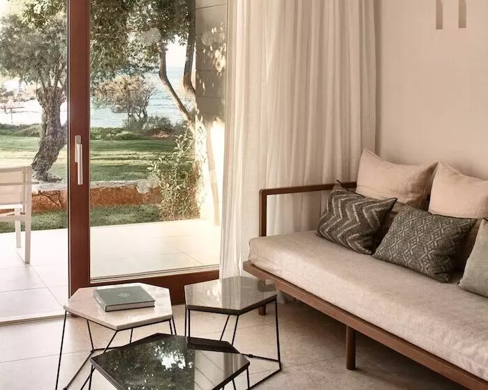 سوییت جونیور با چشم‌انداز دریا, Phāea Cretan Malia, A Member Of Design Hotels