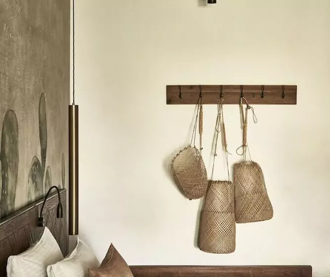 سوییت جونیور با چشم‌انداز دریا, Phāea Cretan Malia, A Member Of Design Hotels