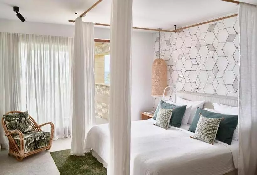 سوییت لوکس, Phāea Cretan Malia, A Member Of Design Hotels