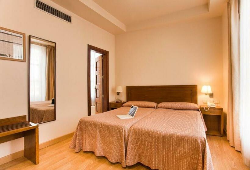 اتاق استاندارد, Granada Centro