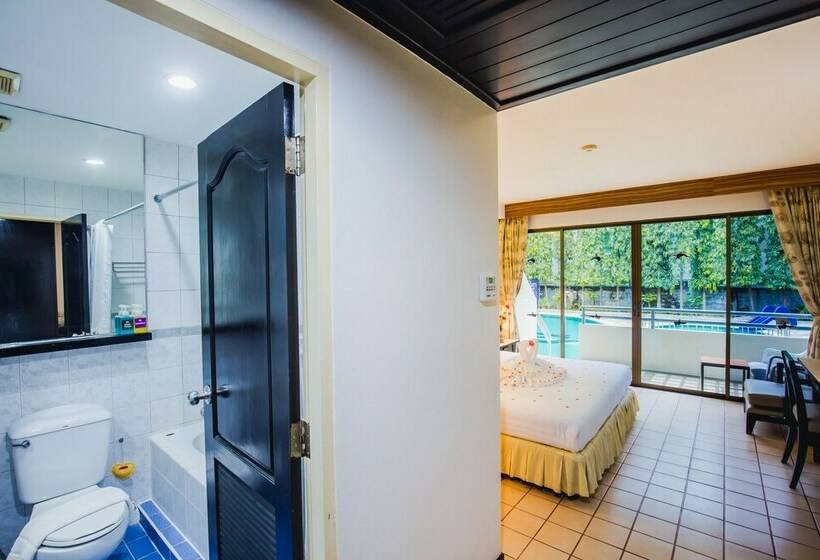 Номер Deluxe, Karon Whale Resort