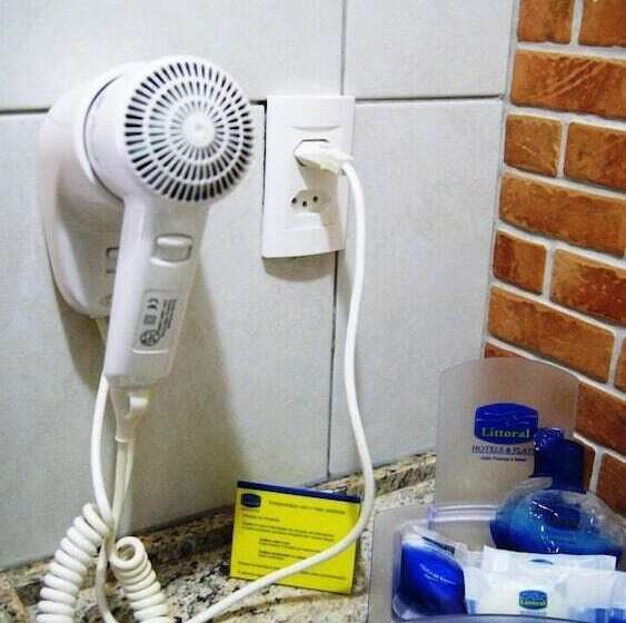 חדר סטנדרט לשלושה, Littoral Express