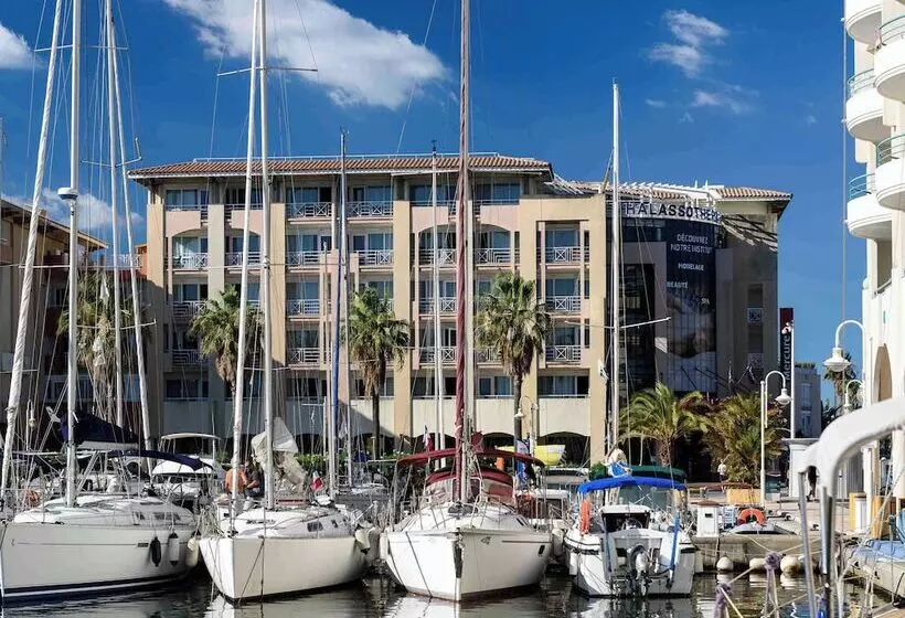 Classic Room with Views, Mercure Thalasso & Spa Port Frejus