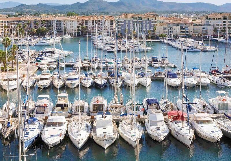 带双人床的经典房间, Mercure Thalasso & Spa Port Frejus