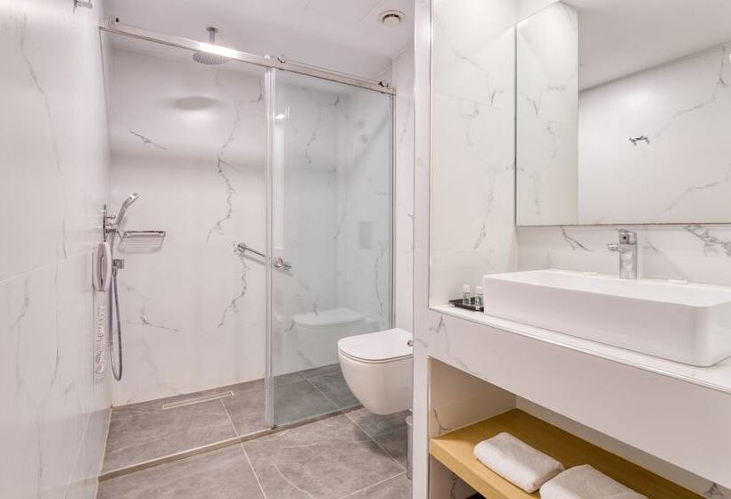 اتاق استاندارد با چشم‌انداز دریا, Palatino