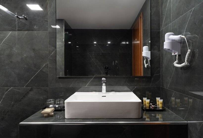 اتاق استاندارد با چشم‌انداز, Palatino