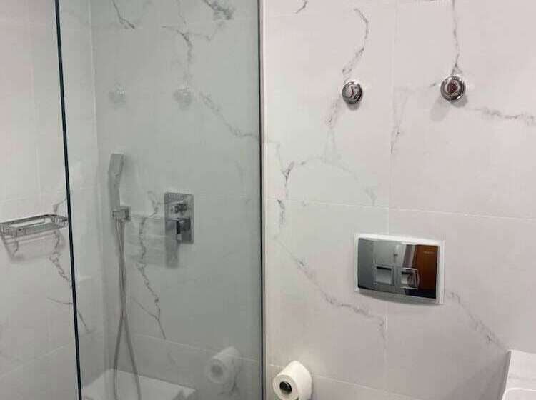 اتاق استاندارد با چشم‌انداز, Palatino