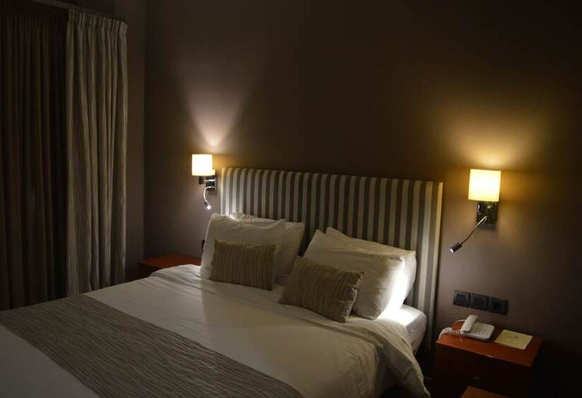 اتاق استاندارد با چشم‌انداز کوهستان, Palatino