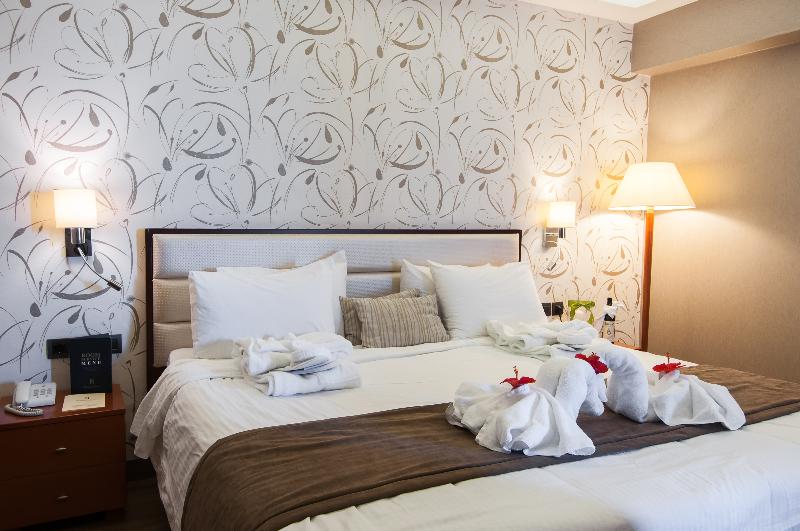 اتاق استاندارد با چشم‌انداز کوهستان, Palatino