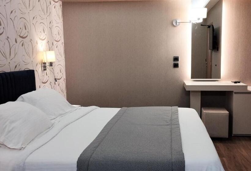 اتاق خانوادگی, Palatino