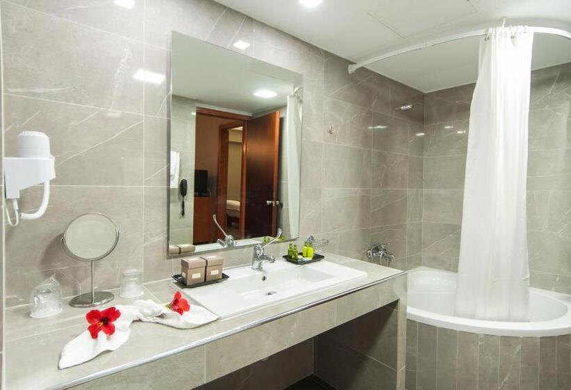 سوییت جونیور, Palatino