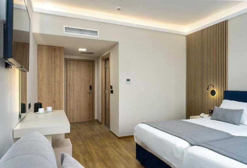 اتاق استاندارد با چشم‌انداز, Palatino