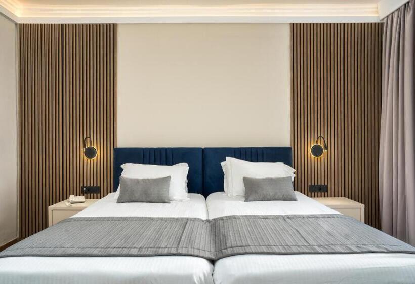 اتاق استاندارد با چشم‌انداز, Palatino