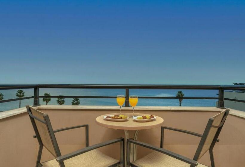 اتاق استاندارد با چشم‌انداز دریا, Palatino