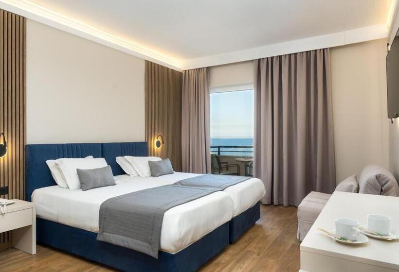 اتاق استاندارد با چشم‌انداز دریا, Palatino