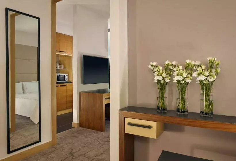Executive-studio, Park Plaza County Hall London