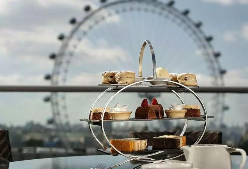 Ullakkosviitti, Park Plaza County Hall London