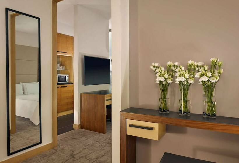 Студио Executive, Park Plaza County Hall London