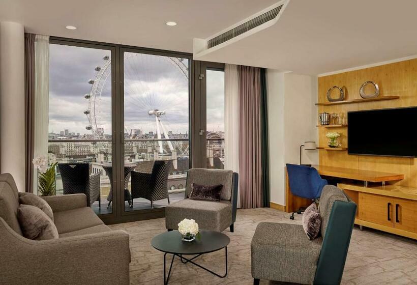 Пентхаус Люкс, Park Plaza County Hall London