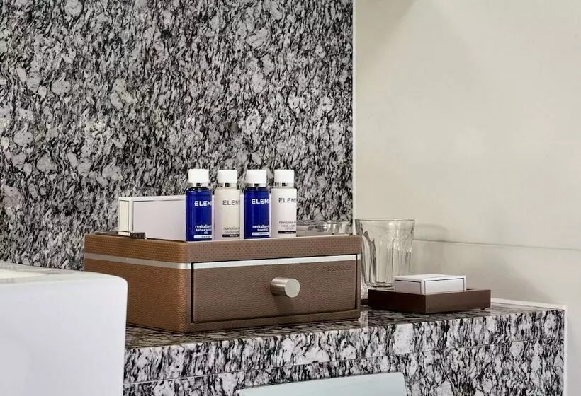 Executive-studio, Park Plaza County Hall London