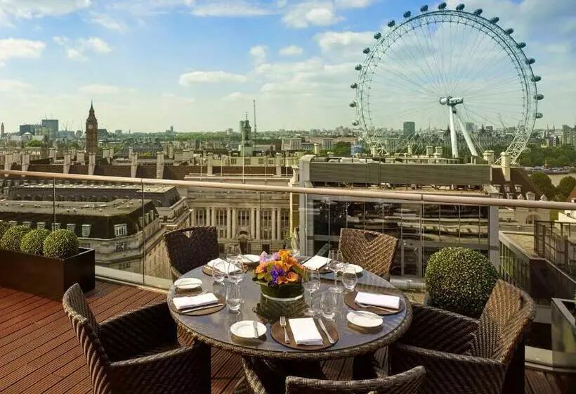 Ullakkosviitti, Park Plaza County Hall London