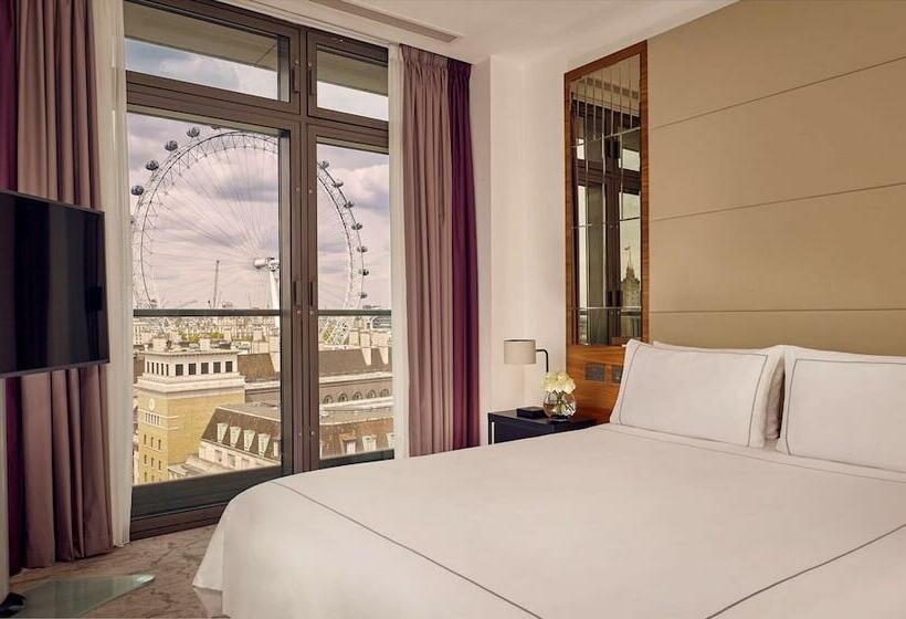 استودیو اجرایی, Park Plaza County Hall London