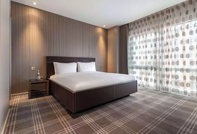 スイート, Radisson Blu Hotel, London Canary Wharf East