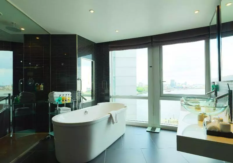 スイート, Radisson Blu Hotel, London Canary Wharf East