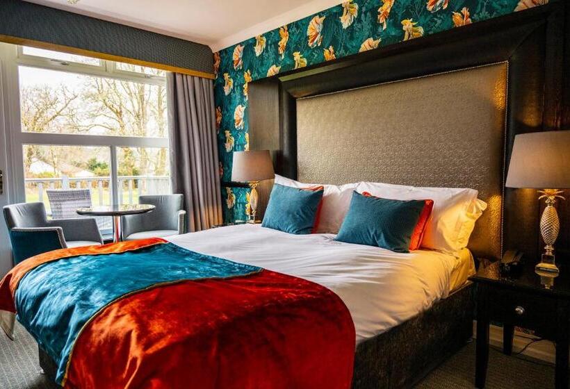 غرفة قياسية مطلّة علي البحر, Skeabost House