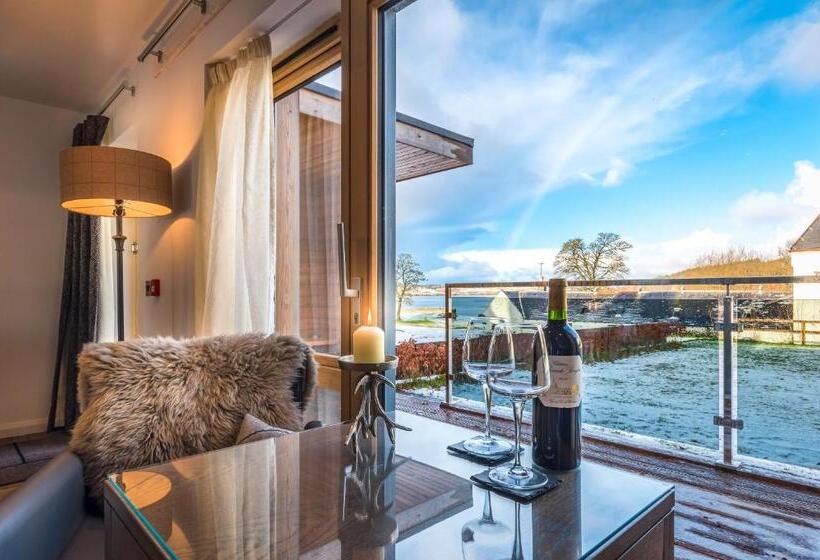 غرفة قياسية, Skeabost House