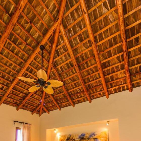 חדר סטנדרט עם מרפסת, Tripui