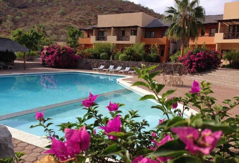 חדר סטנדרט, Tripui