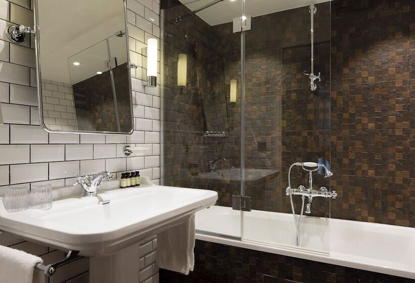 חדר סטנדרט, Whistler Gare Du Nord