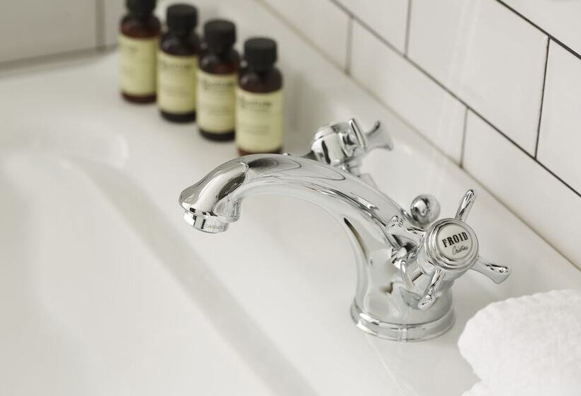 חדר סטנדרט, Whistler Gare Du Nord