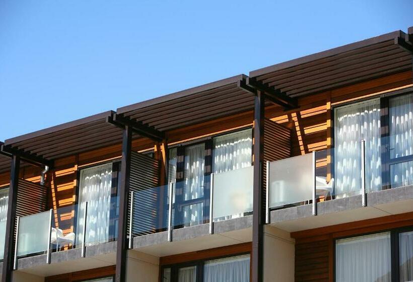 اتاق استاندارد با 2 تخت دوبل, Novotel Queenstown Lakeside