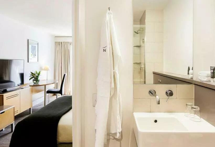 اتاق استاندارد با 2 تخت دوبل, Novotel Queenstown Lakeside