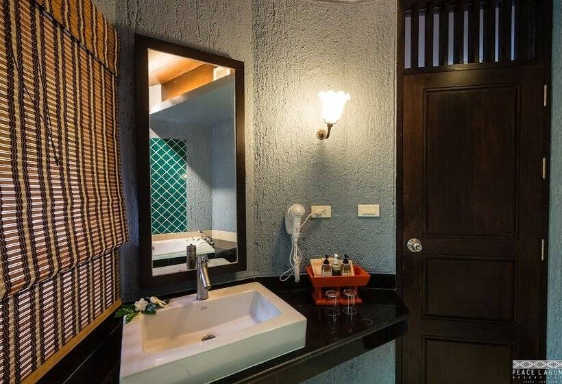 Хижина Deluxe, Peace Laguna Resort & Spa   Sha Extra Plus