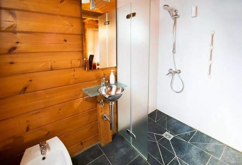 اتاق استاندارد برای معلولان, Somlom Eco Friendly Montseny