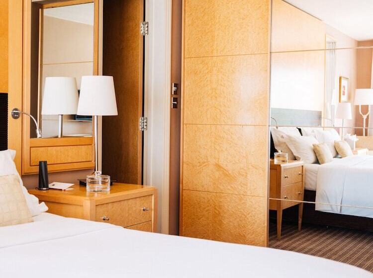 استودیوی استاندارد, The Club Hotel & Spa Jersey