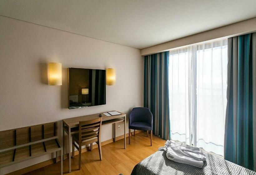 침실 1개 아파트, Antillia