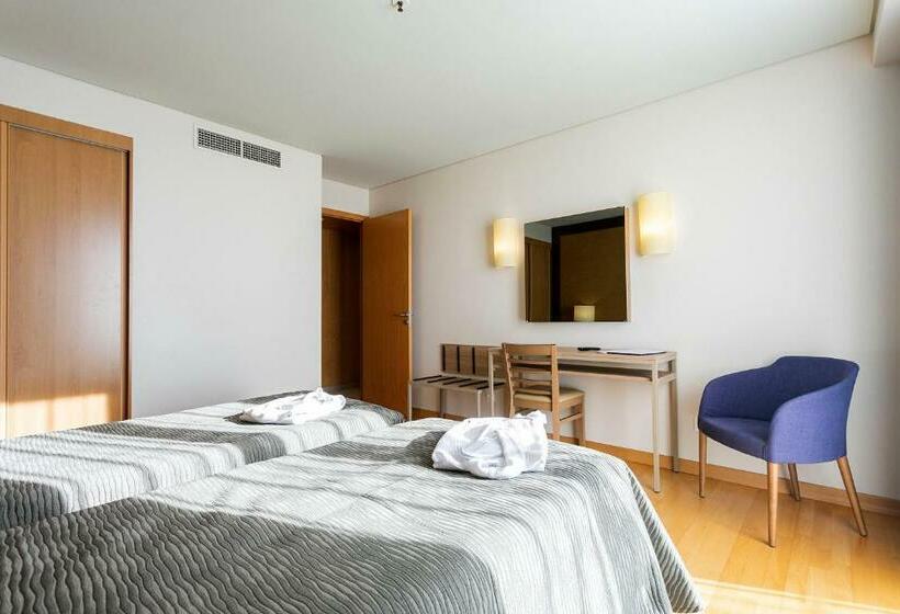 침실 1개 아파트, Antillia