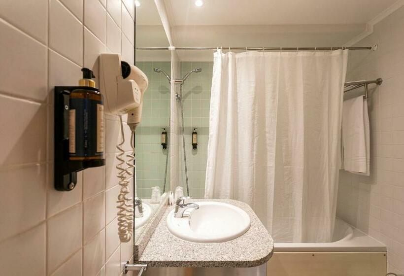 침실 1개 아파트, Antillia