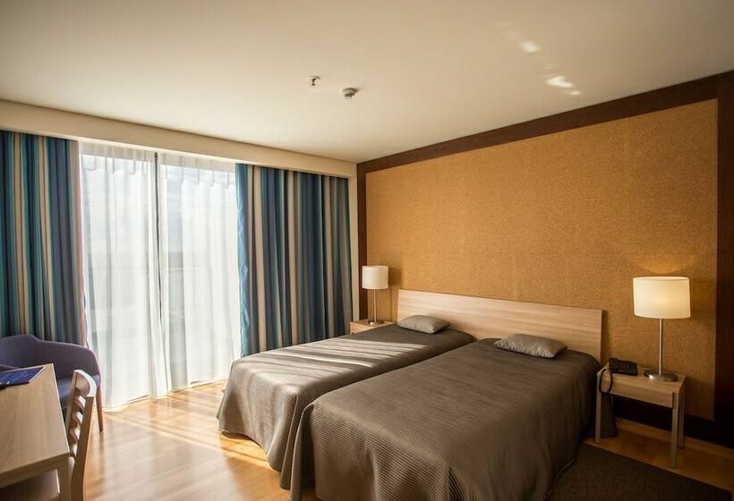 침실 1개 아파트, Antillia