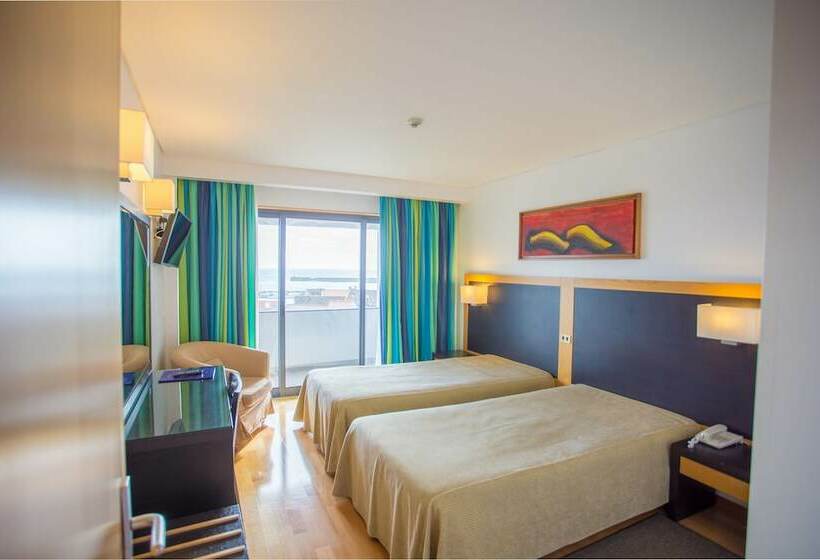 침실 1개 아파트, Antillia