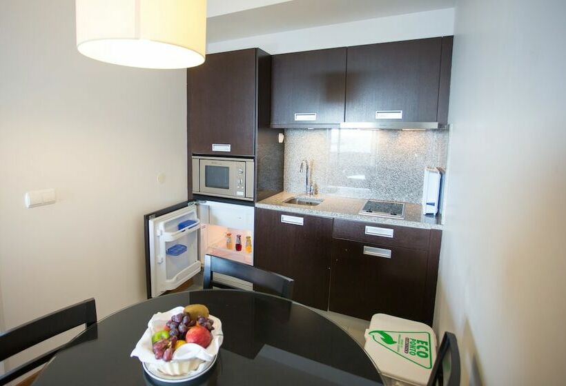 침실 1개 아파트, Antillia