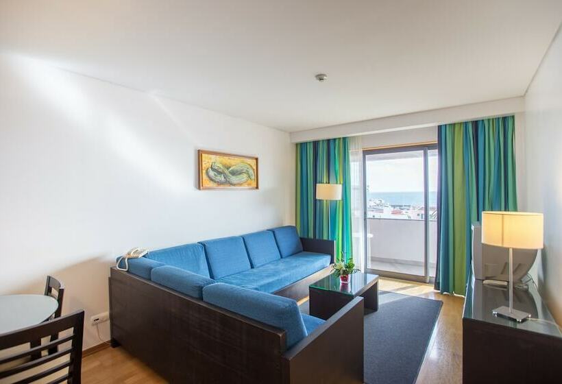 침실 1개 아파트, Antillia