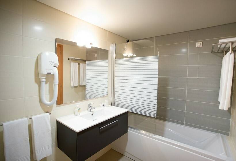 침실 1개 아파트, Antillia